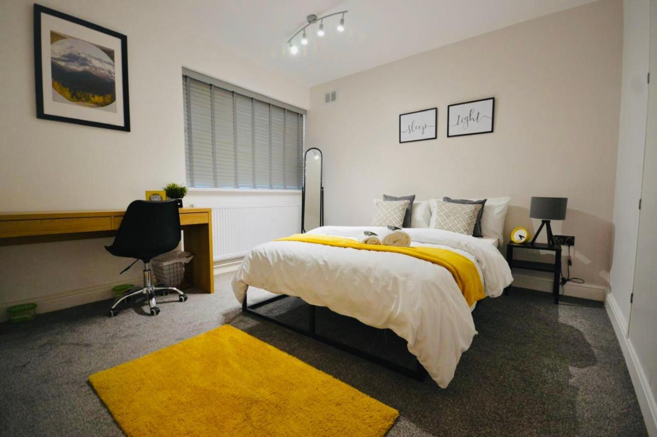 Apartment Stunning 3-bed Ground Floor In